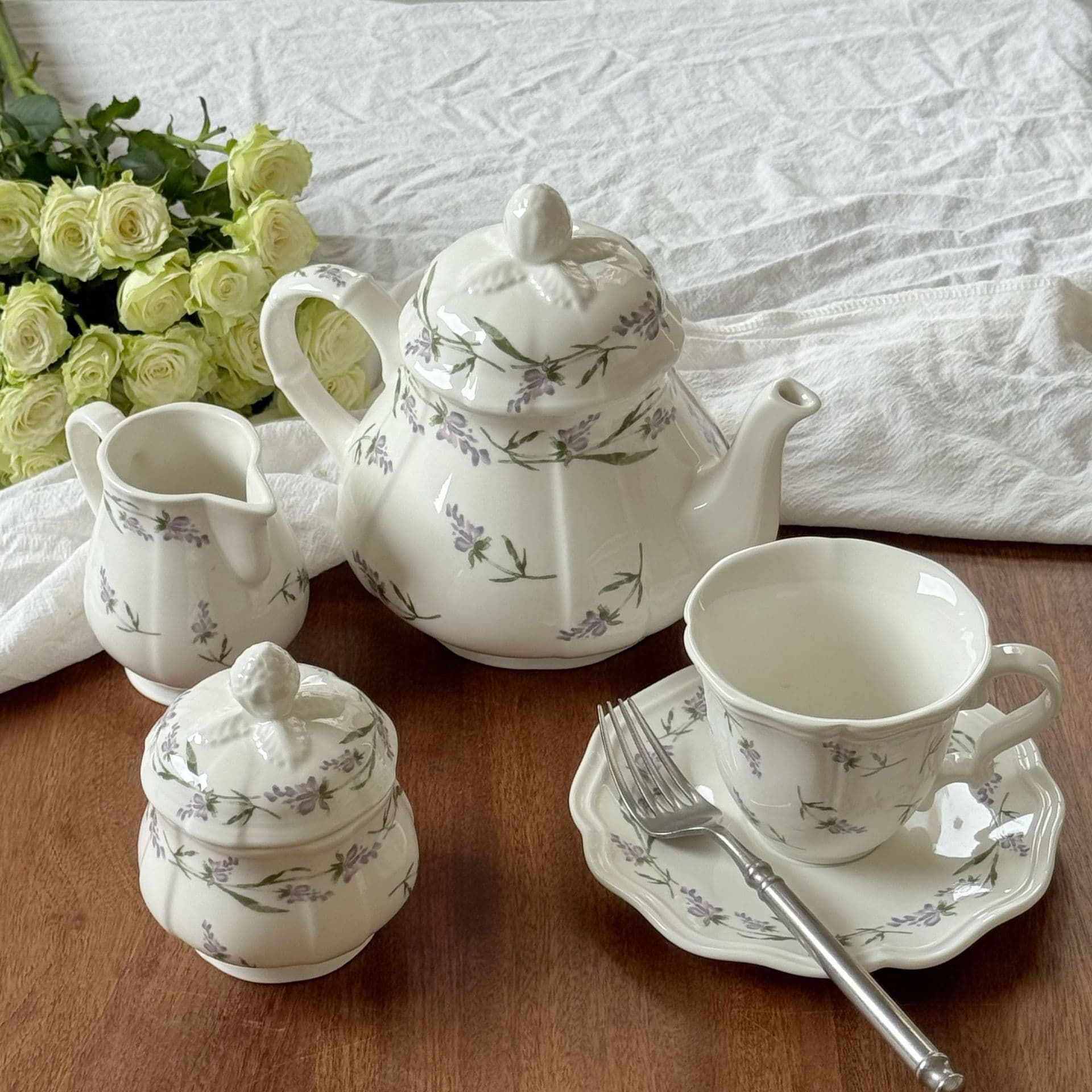 French Lavender Series Ceramic Afternoon Tea Teapot Ceramic Cup and Saucer Milk Jug Sugar Pot Coffee Cup and Saucer Wholesale