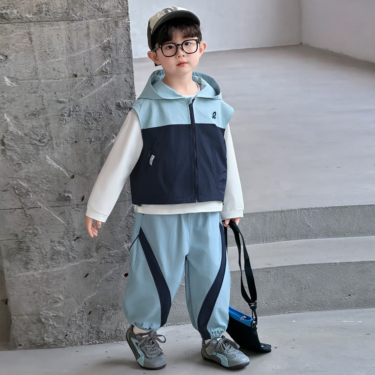 Boys' Fall Outfit Set 2026 New Style Autumn Stylish Kids' Casual Vest and Base Layer 3-Piece Set