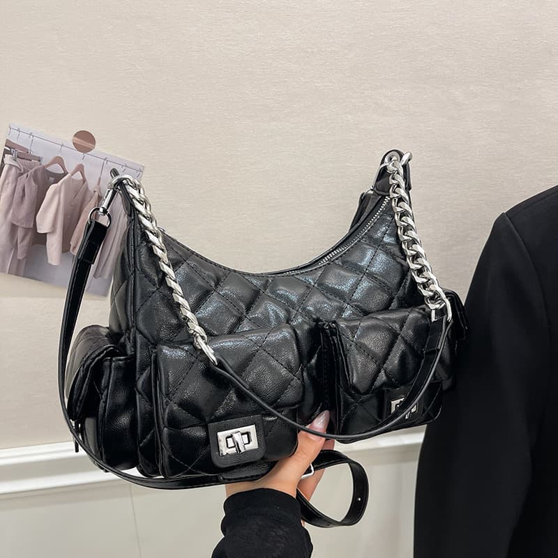 Quilted Chain Bag for Women 2026 New Spring Summer Niche Design Shoulder Crossbody Bag Motorcycle Bag Casual Underarm Bag
