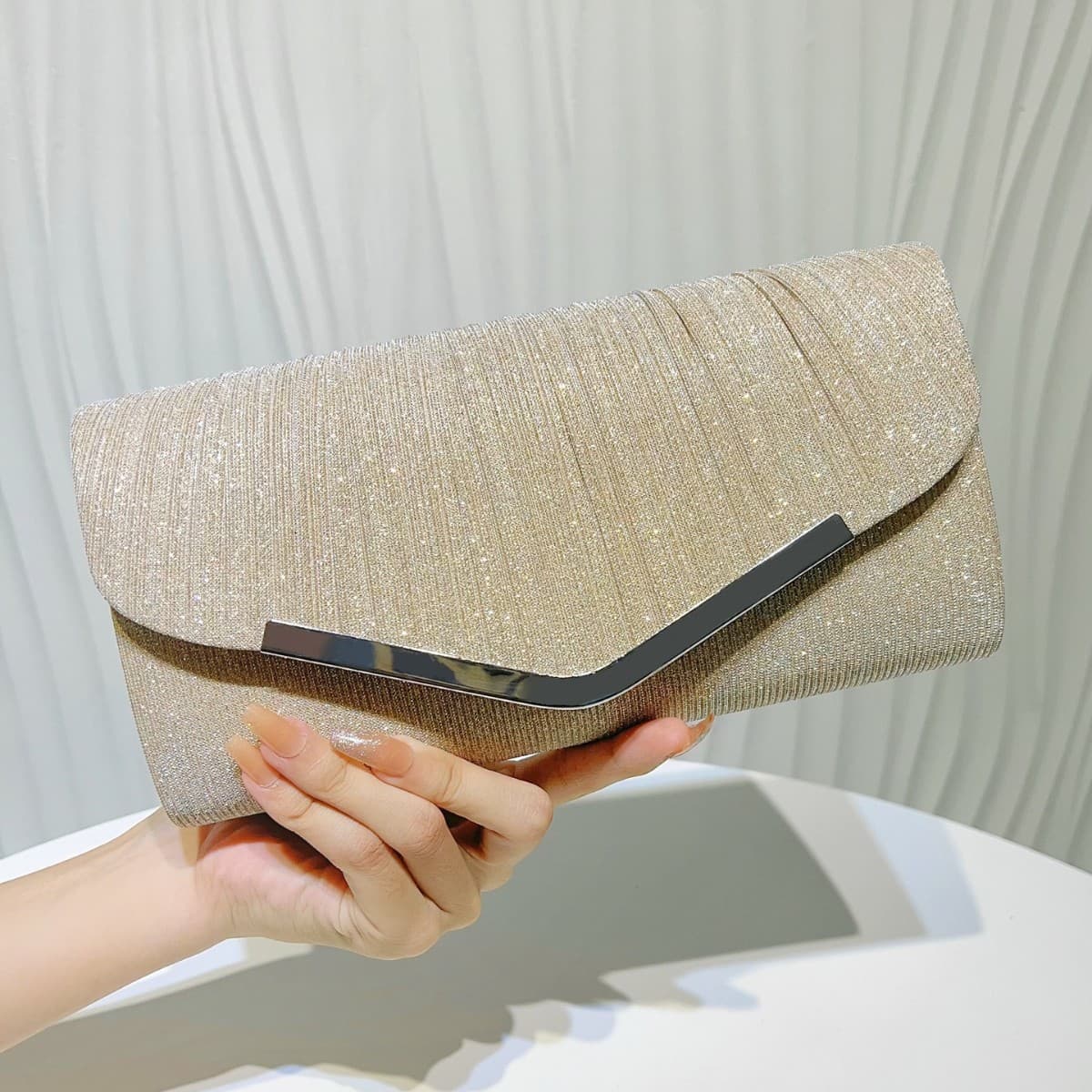 Cross-border New Arrival Pleated Dress Bag Dinner Clutch Bag Party Evening Bag Crossbody Banquet Bag Chain Bag