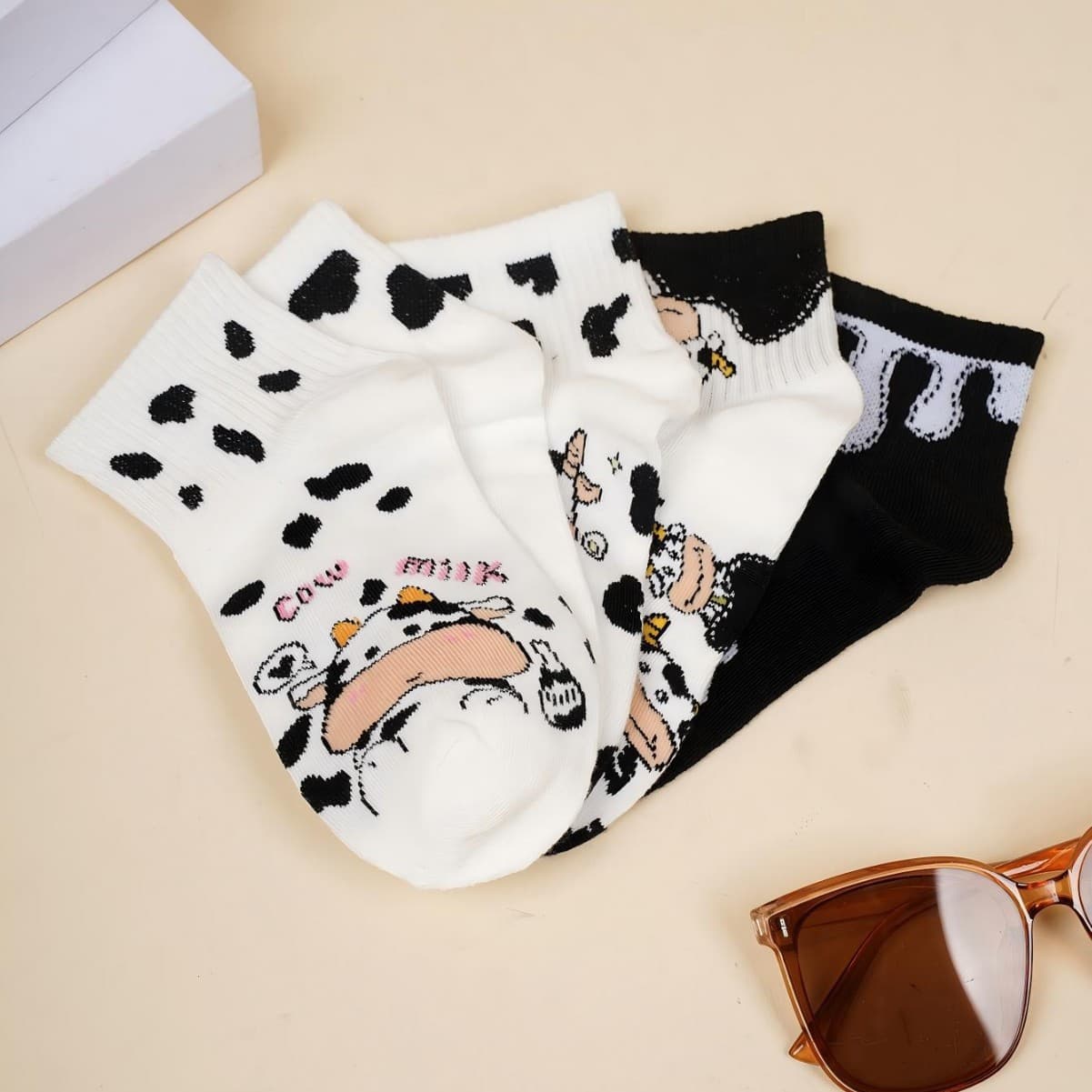 Socks Manufacturer's New Summer Product: Cartoon Cow Socks, Women's Short Socks, Low-Cut Korean Cute Japanese Style Black and White Ankle Socks