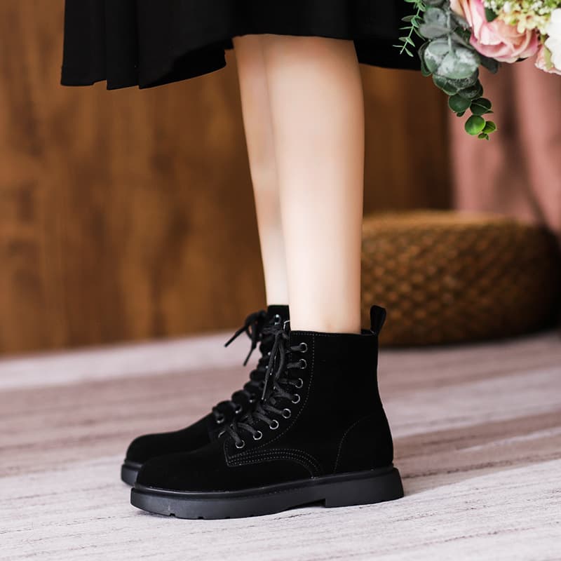 New Genuine Leather Boots 2024 British Style Suede Leather Women's Boots Mid-Heel Flat Short Boots Women's 8-Eyelet Martin Boots