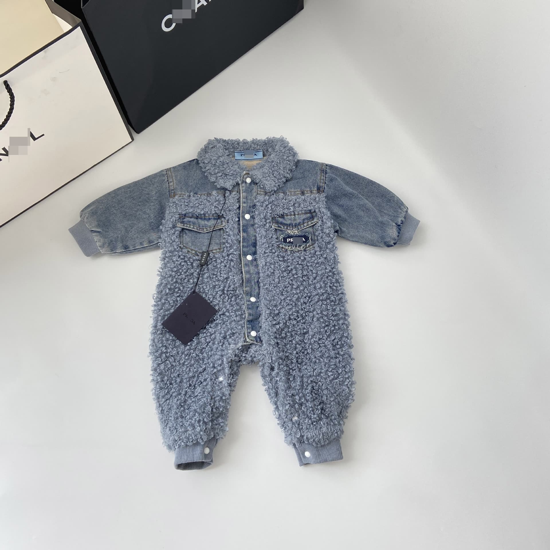 Baby Winter Fleece-Lined Denim Romper for Boys, Stylish Korean-Style Infant Winter Crawler Outfit