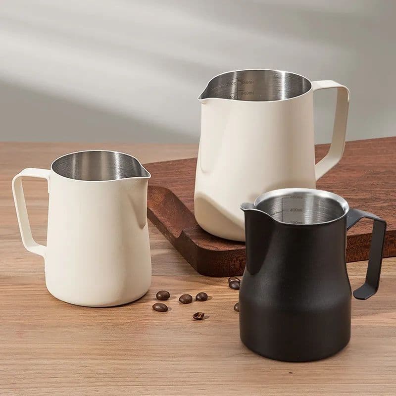Coffee Frothing Cup, Frothing Pitcher, Stainless Steel Milk Frothing Jug, Milk Frothing Cup, Pointed Spout Frothing Cup with Scale
