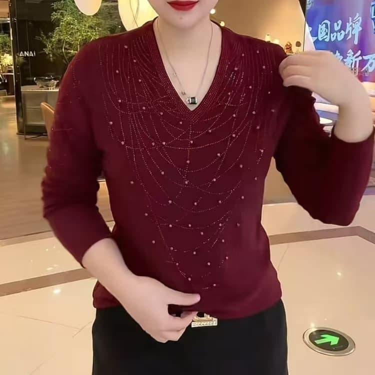 A dropshipping 2026 spring and autumn new style versatile and fashionable middle-aged and elderly mother’s style bottoming shirt that can be worn outside