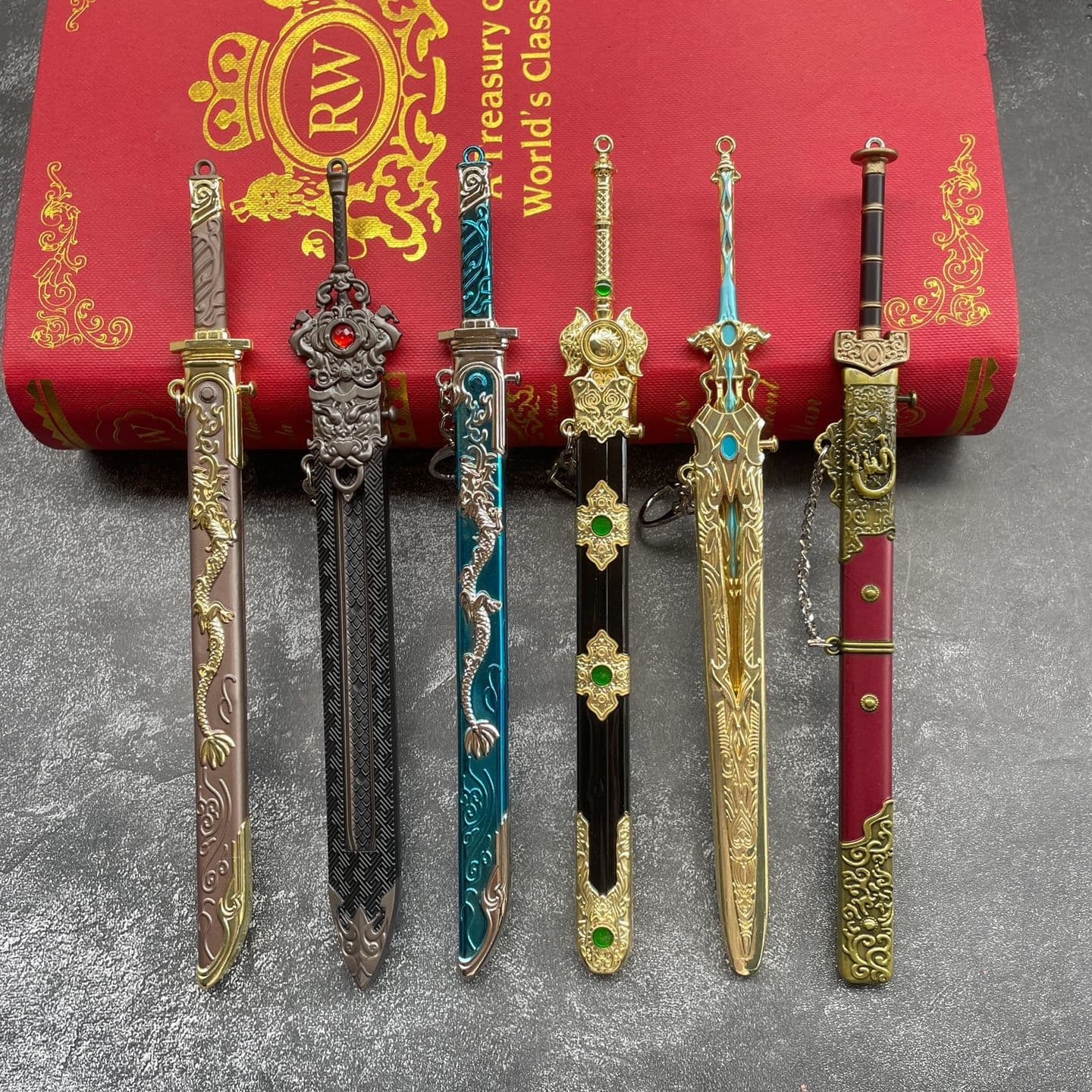 Bouncing small sword children's toy small sword metal alloy boy sword mini weapon bouncing sword unedged
