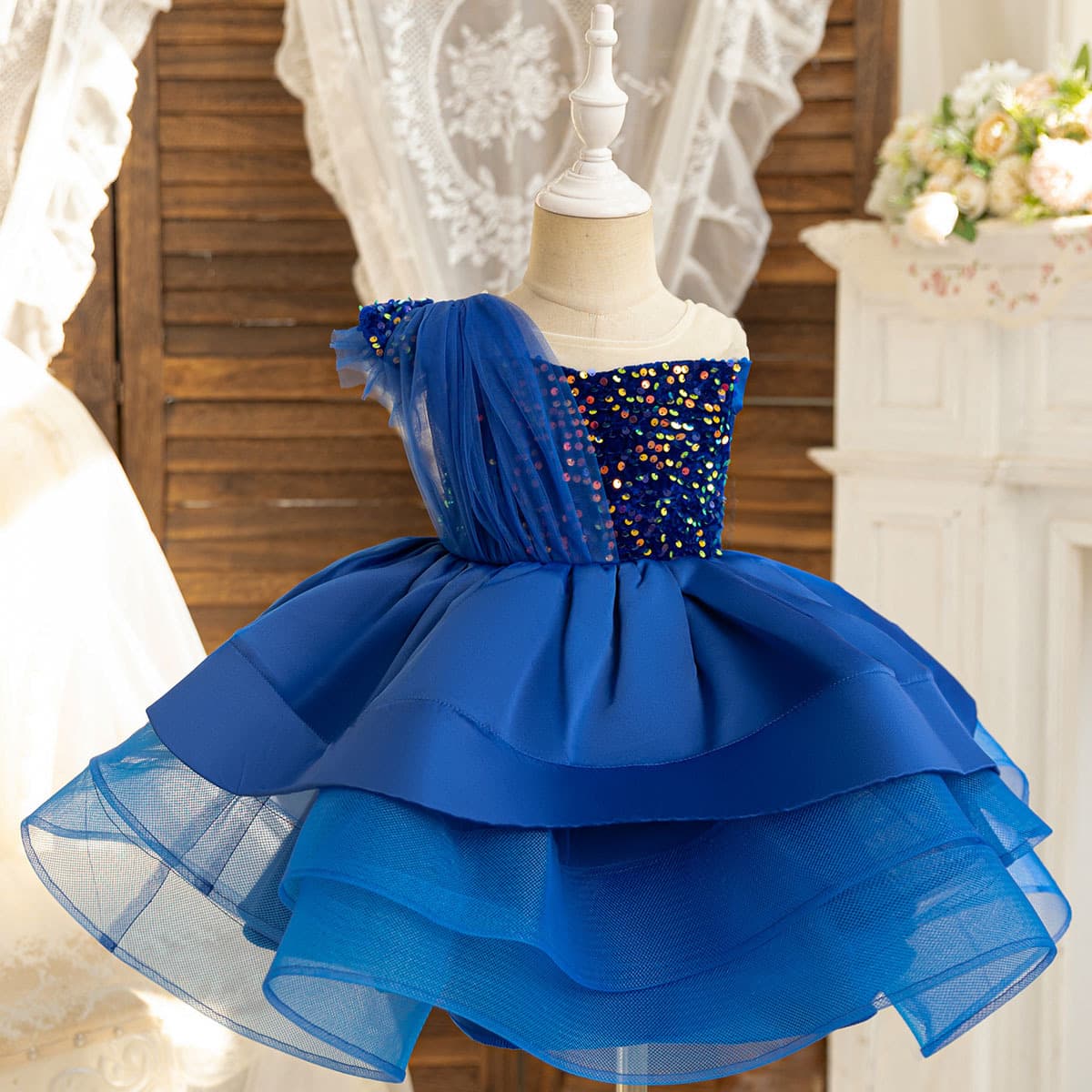 New Children's Birthday Princess Dress Catwalk Puffy Skirt Girls Sequin Piano Performance Costume Evening Dress Wholesale Single Piece
