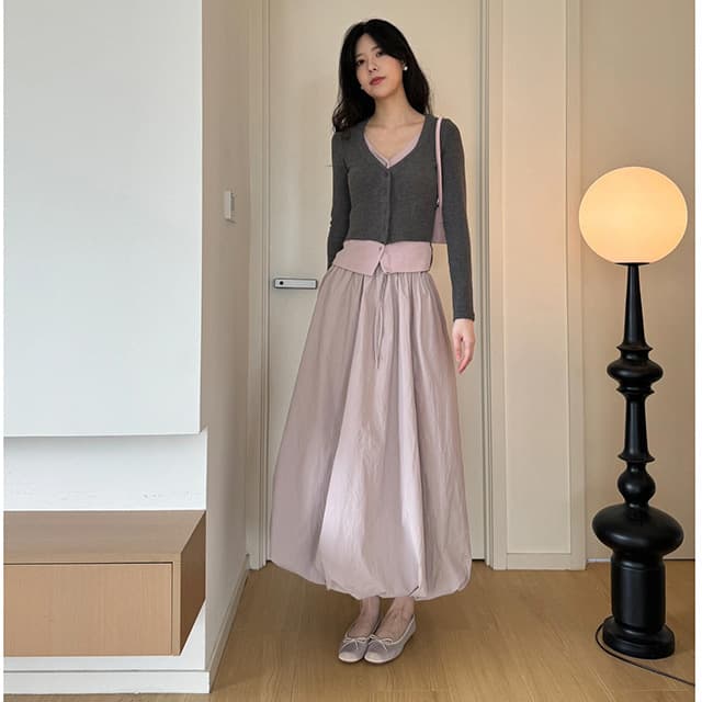 Early Fall Korean Style Outfit Set for Women 2025 New Unique Faux Layered Top Bud Skirt Matching Set