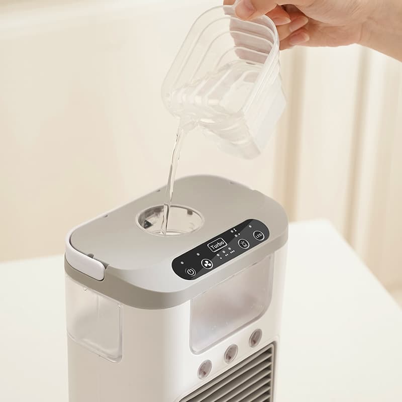 New Cross-Border Spray Fan, Triple Spray Humidifier, Small Desktop Electric Fan, Quiet Office Dormitory Rechargeable