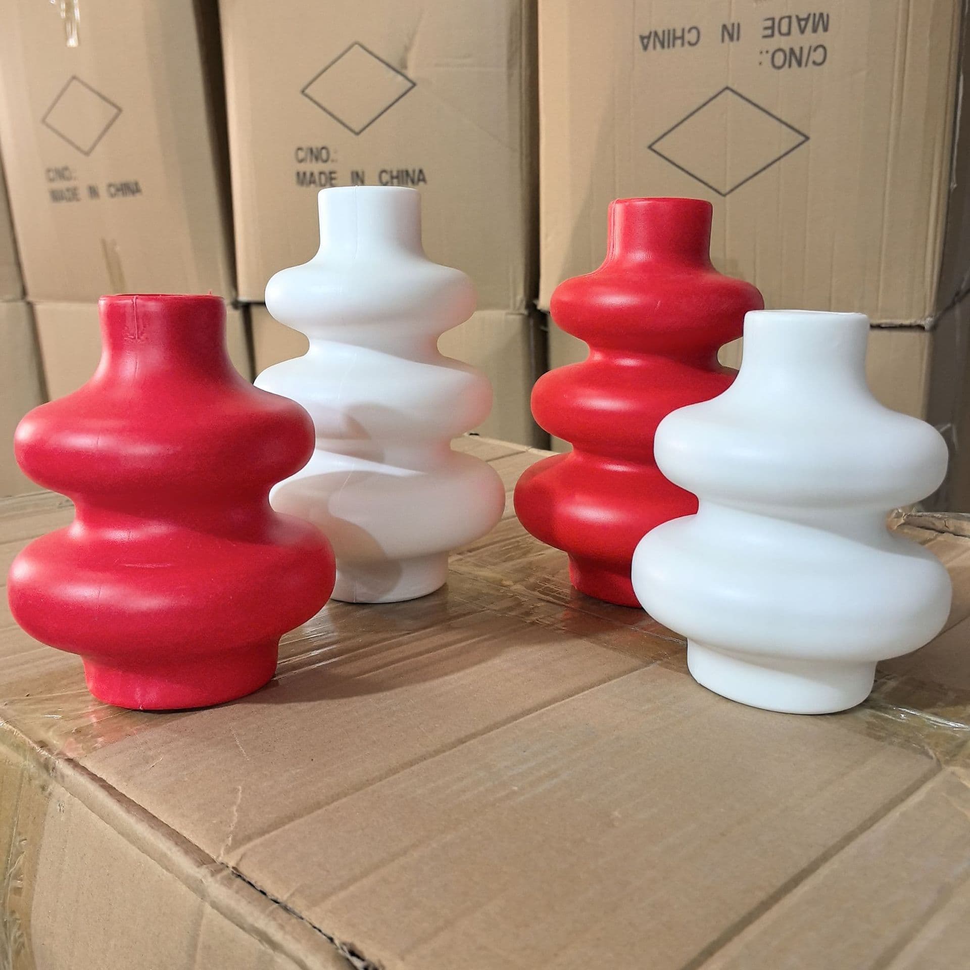Nordic desktop white plastic small vase home flower arrangement living room creative simple decoration bottle ornaments