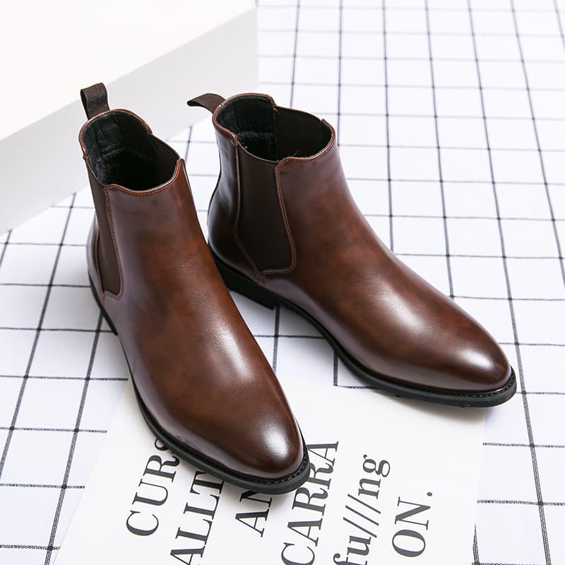 British Style Autumn Winter Fleece Lined Leather Boots Large Size Fashion Chelsea Boots Trendy Slip-On Short Boots Mens Sneakers