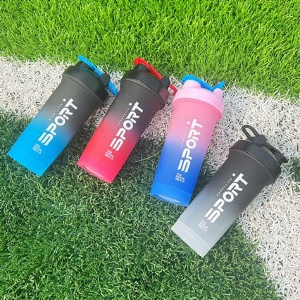 Frosted gradient 600ml plastic shaker cup, PP large capacity fitness water bottle, portable sports water cup.