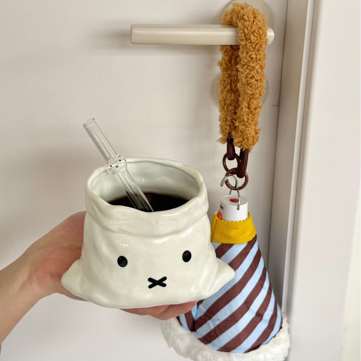 Wholesale Cute Creative Rabbit Cloth Bag Ceramic Mug Coffee Cup Home Fruit Salad High Appearance Gift for Women