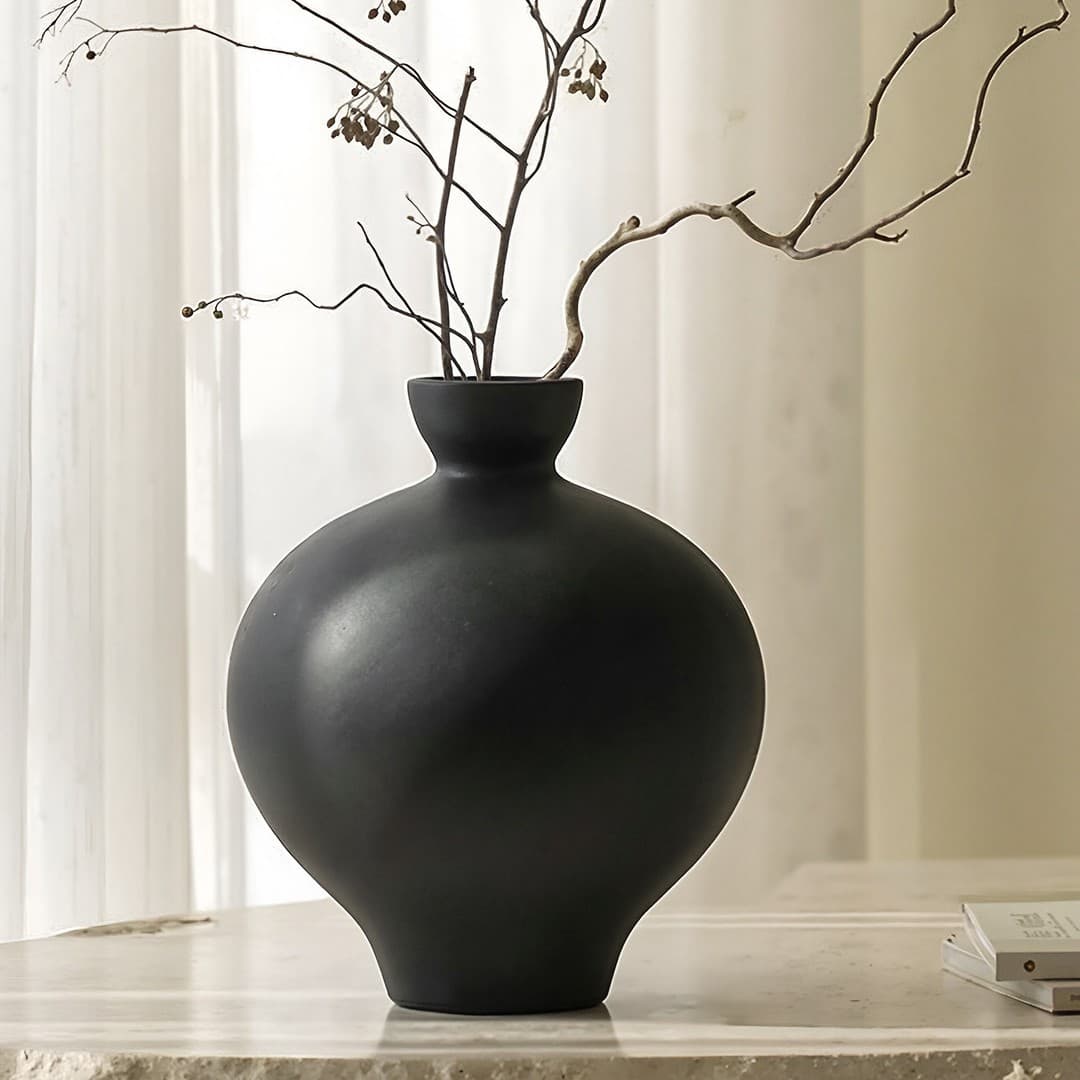 Black Ceramic Vase for Desktop Flower Arrangement, High-End Style for Guesthouse Living Room Decoration, Belly-Shaped Ceramic Flower Vessel