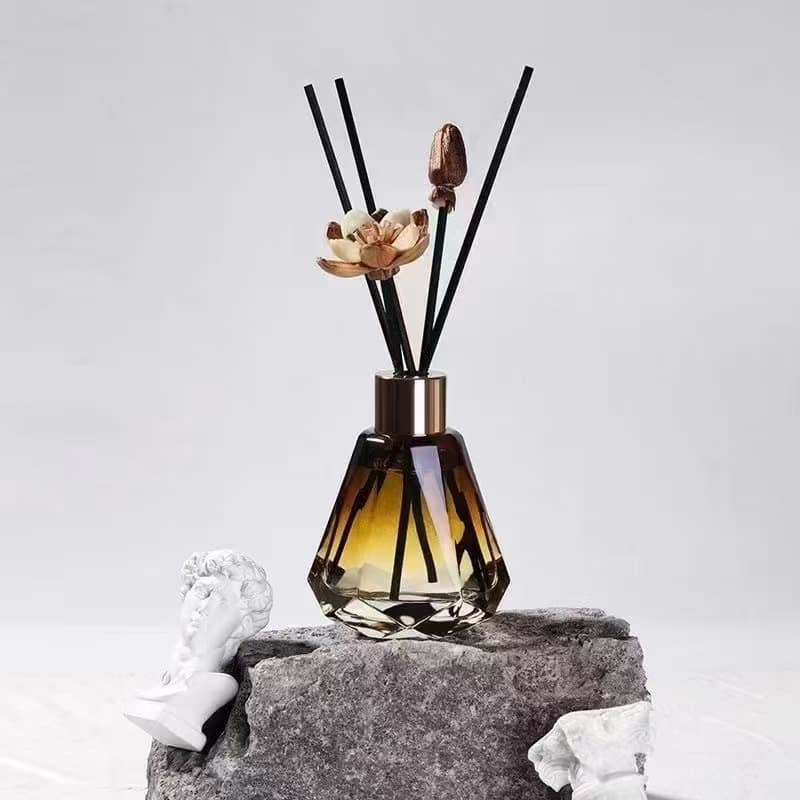 Fire-free rattan dried flower aromatherapy bottle empty bottle ins color aromatherapy glass bottle hotel home diffuser bottle with logo