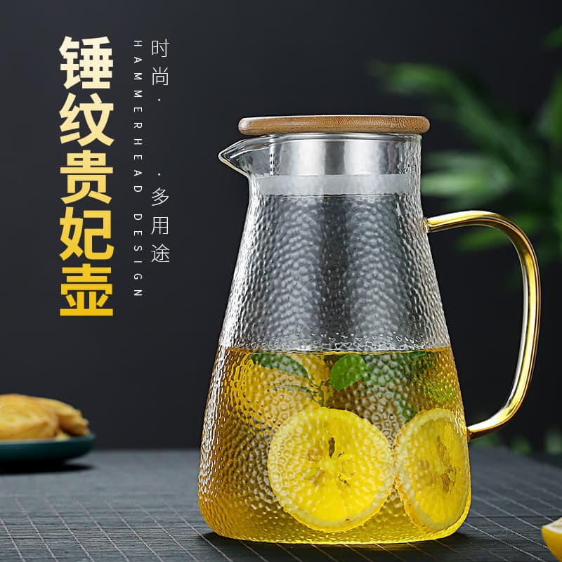 Borosilicate Glass Cold Water Pitcher with Hammered Pattern, Bamboo-Wrapped Steel Lid, for Home Use, Cold Brew, Iced Tea, Refrigerator