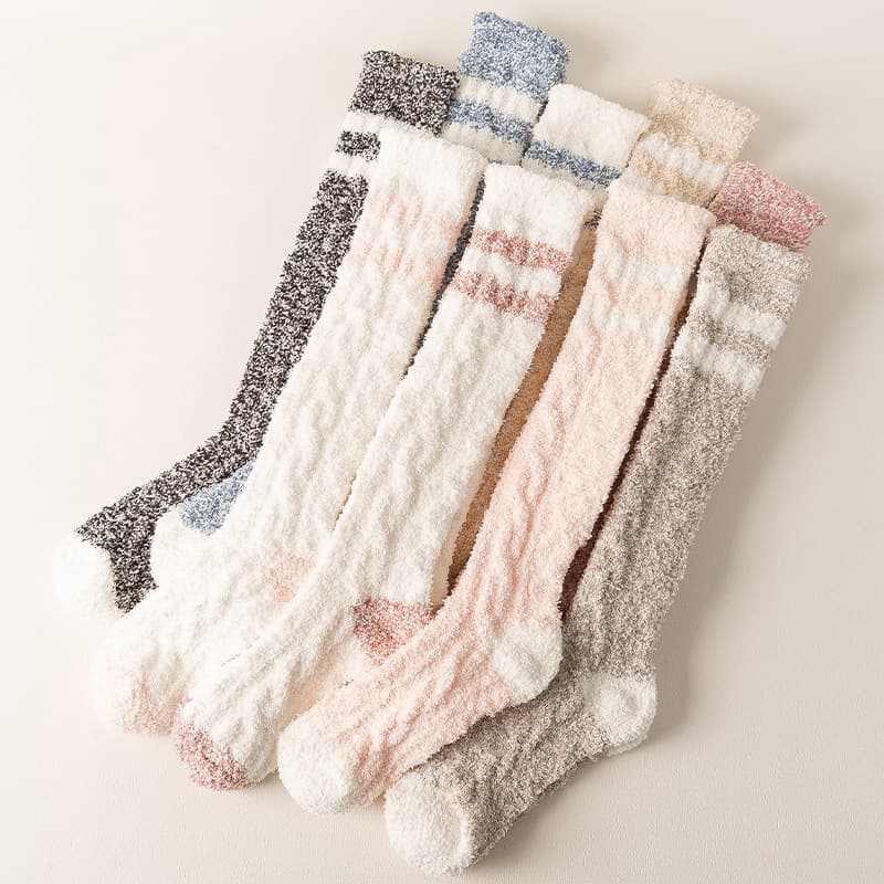 Coral fleece socks, women's long socks, Korean and Japanese style, cute striped long socks, over-the-knee socks, autumn and winter JK calf socks