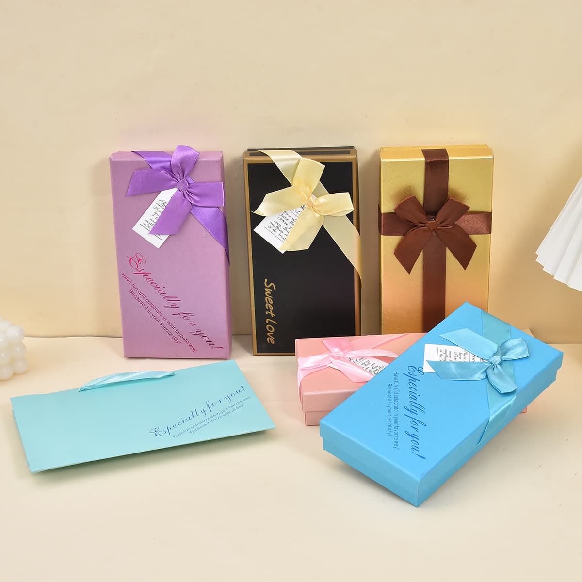 18-grid Valentine's Day Dove Chocolate Empty Box Gift Box Christmas Candy Packaging Box Ferrero Rocher Confession Gift Box Packaging