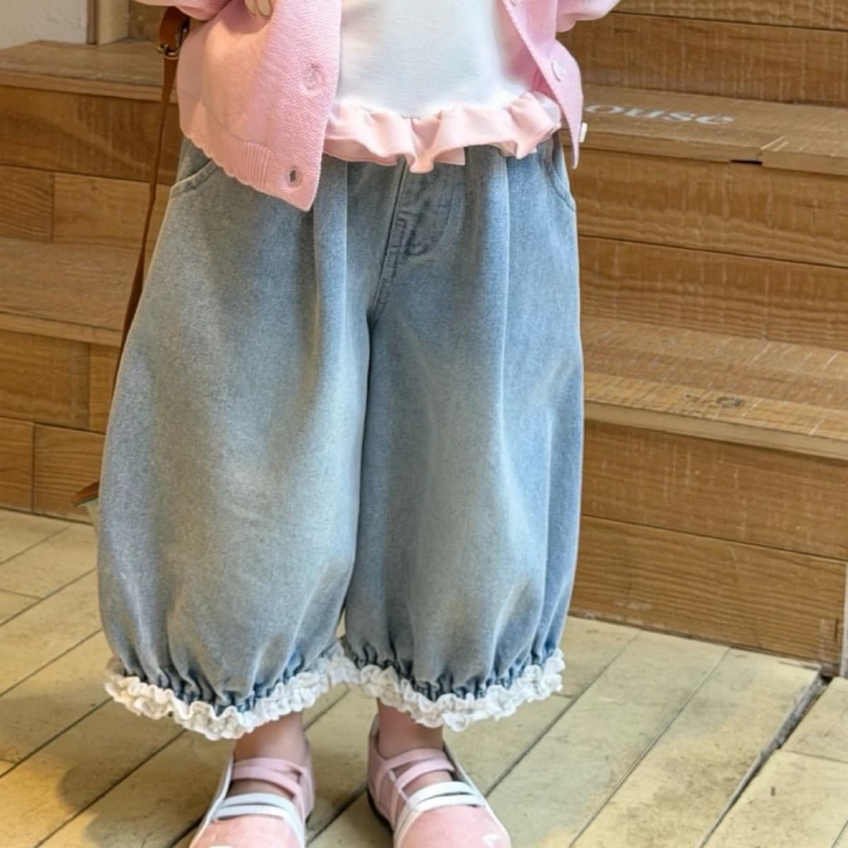 Tian Xiaosi Girl Jeans New Early Spring Fashionable Korean Style Baby Girl Lace Jeans Loose Wide Leg Pants Trendy