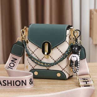 Factory Summer New Bag Korean Style Simple Small Square Bag Fashion Versatile Shoulder Crossbody Trendy Mini Phone Bag Women's Bag