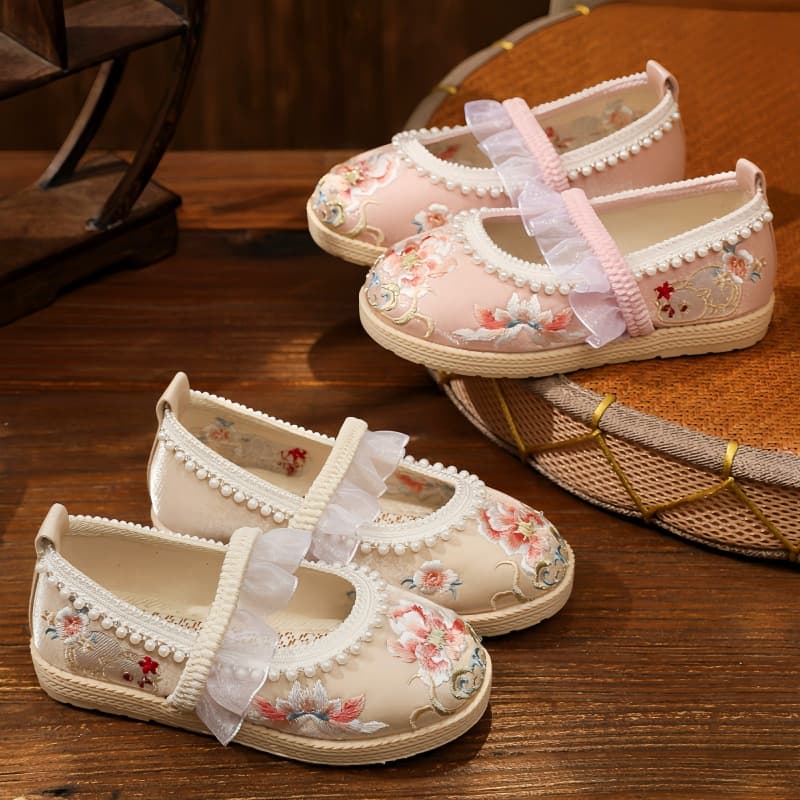 Special Price Hanfu Shoes for Girls, New Spring/Autumn Handmade Ancient Style Old Beijing Cloth Shoes, Chinese Style Children's Embroidered Shoes Summer
