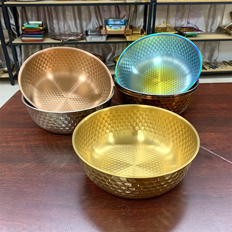 Cross-border stainless steel salad basin multifunctional Japanese cooking basin golden hammer pattern baking egg beater mixing bowl and basin