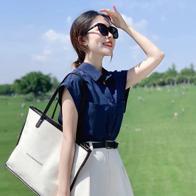 Japanese women's casual blue shirt, feminine summer French sweet and chic top, new year's shirt