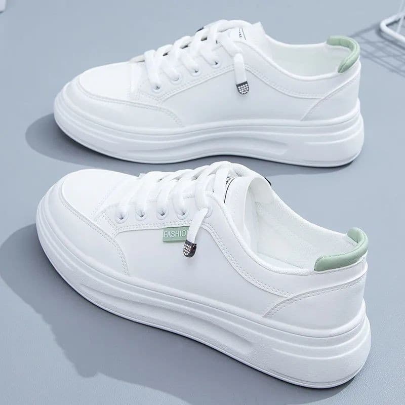 Korean Style Ins White Sneakers for Women, Trendy Student 2024 Spring New Chunky Sole Versatile Platform Shoes Street Style Skate Shoes