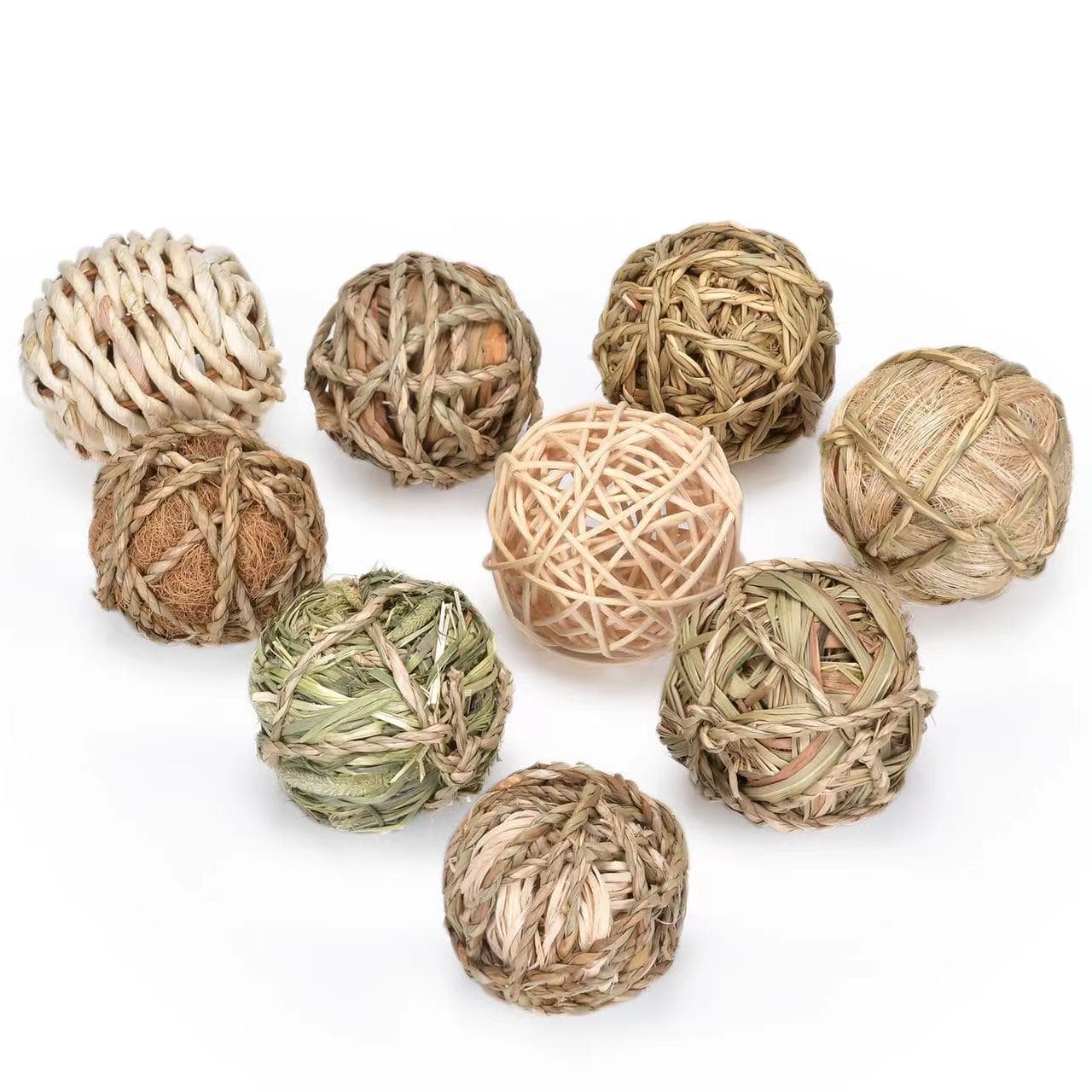Timothy Handwoven Grass Ball for Exotic Pets, Rabbit, Bird Toy, Guinea Pig, Chinchilla, Hamster Natural Chewing Biting Ball