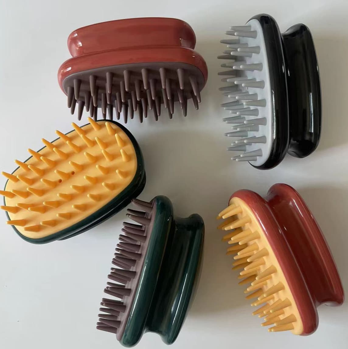 Shampoo comb massage brush hair artifact brush scalp head silicone shampoo brush shampoo comb head scratcher comb