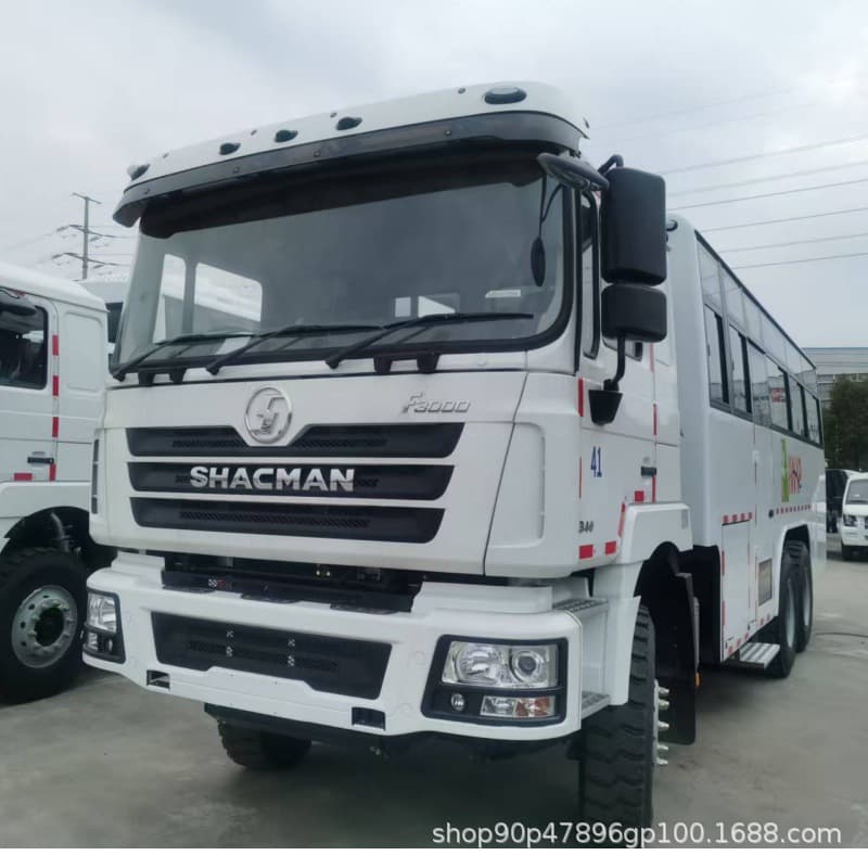 Export Foreign Trade Shacman SHACMAN-30 Personnel Carrier People Transport Vehicle Bus