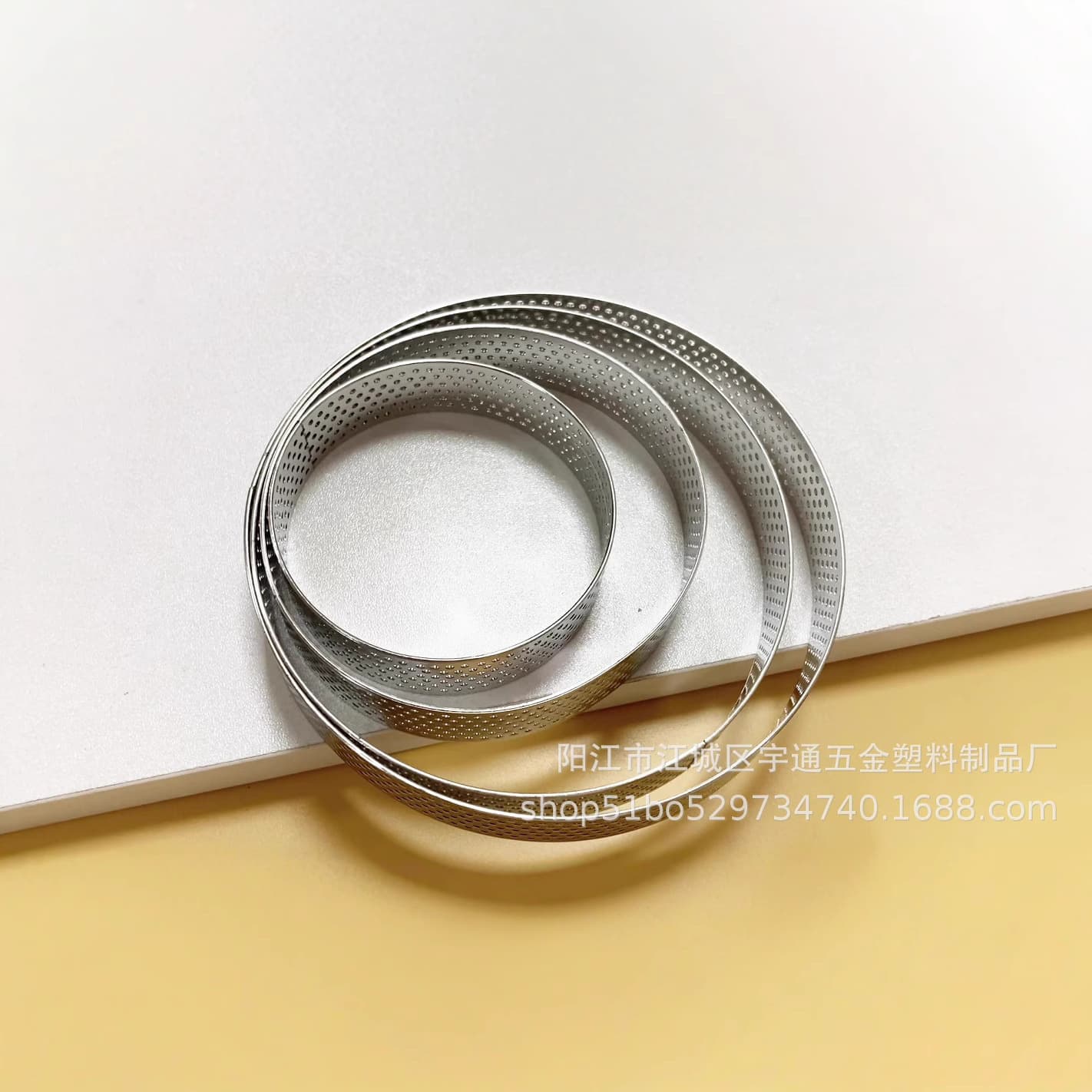 304 Seamless Stainless Steel Tower Ring with Hole Baking Tool French Cake Mold DIY Cheese Mousse Ring