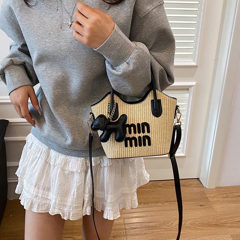 New Early Summer Fashion Color-Block Woven Basket Bag Bucket Bag Handbag Shoulder Crossbody Bag with Miu-Style Charm