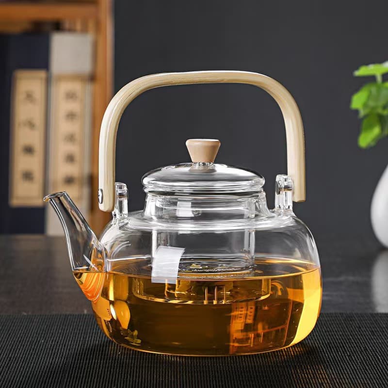Large capacity bamboo-handled square teapot with filtration, made of high borosilicate glass