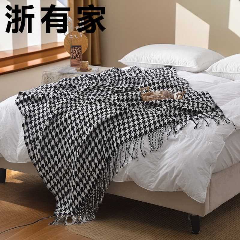 F4 Woven Blanket, Black and White Classic Houndstooth Blanket, Bed End Cover, Sofa Cover, Guesthouse Special Blanket