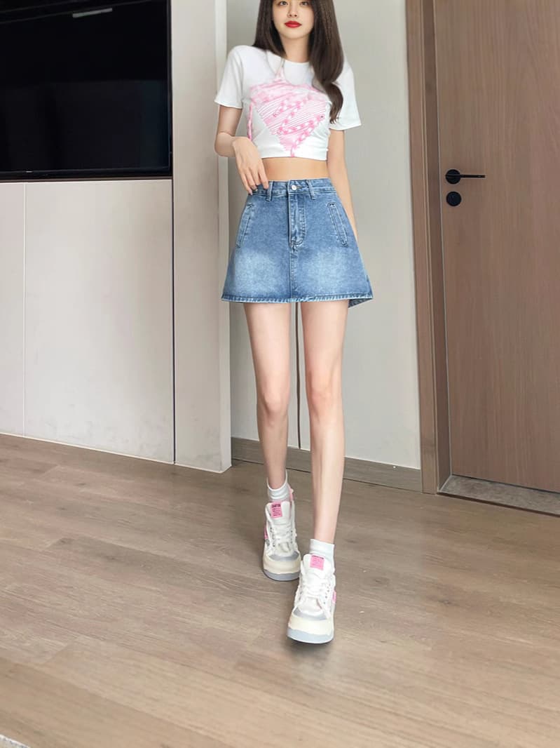 Vintage Blue Denim Skort for Women 2025 Summer New Hot Girl High-Waist Half Skort American A-Line Skirt