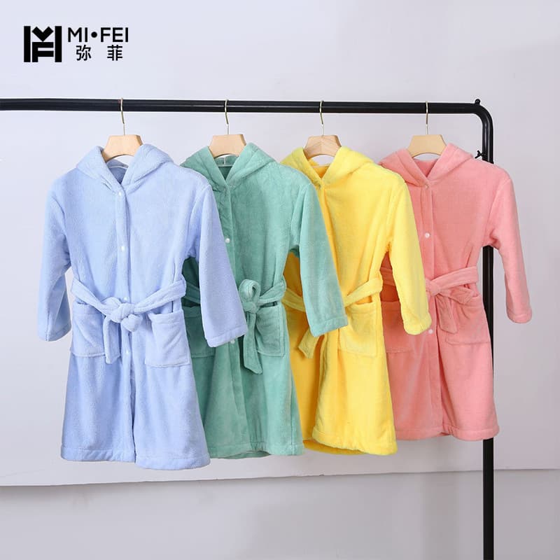 Children's Autumn and Winter Bathrobe, Unisex, Hooded, Warm, Absorbent Bath Towel, Cute Cartoon Rabbit Ears, Thickened Bathrobe