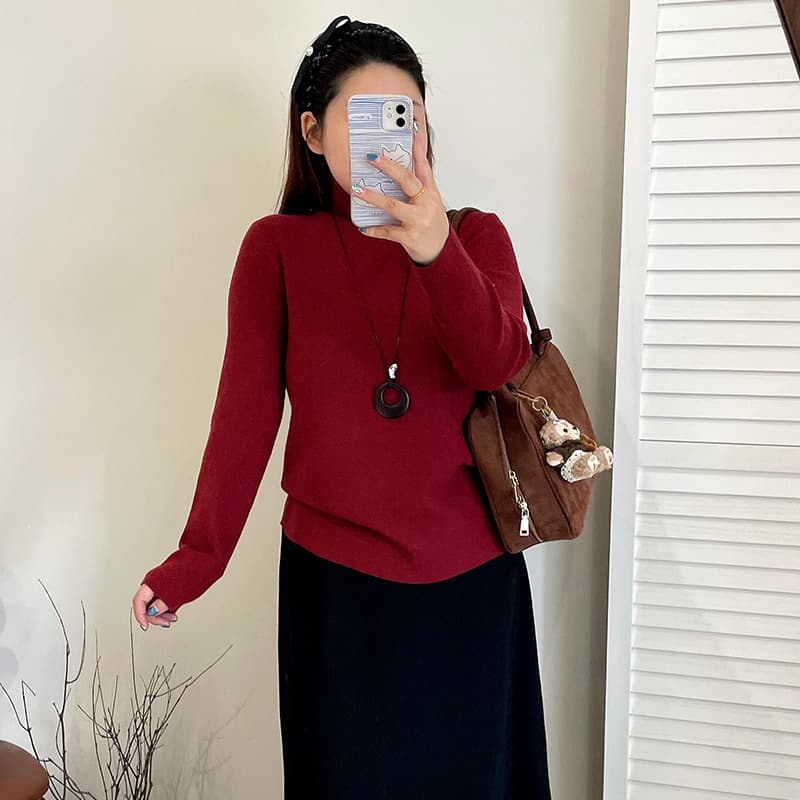 Plus Size Women's High Neck Sweater Versatile Top 2025 Winter Chunky Knit Base Layer for Curvy Women 23252