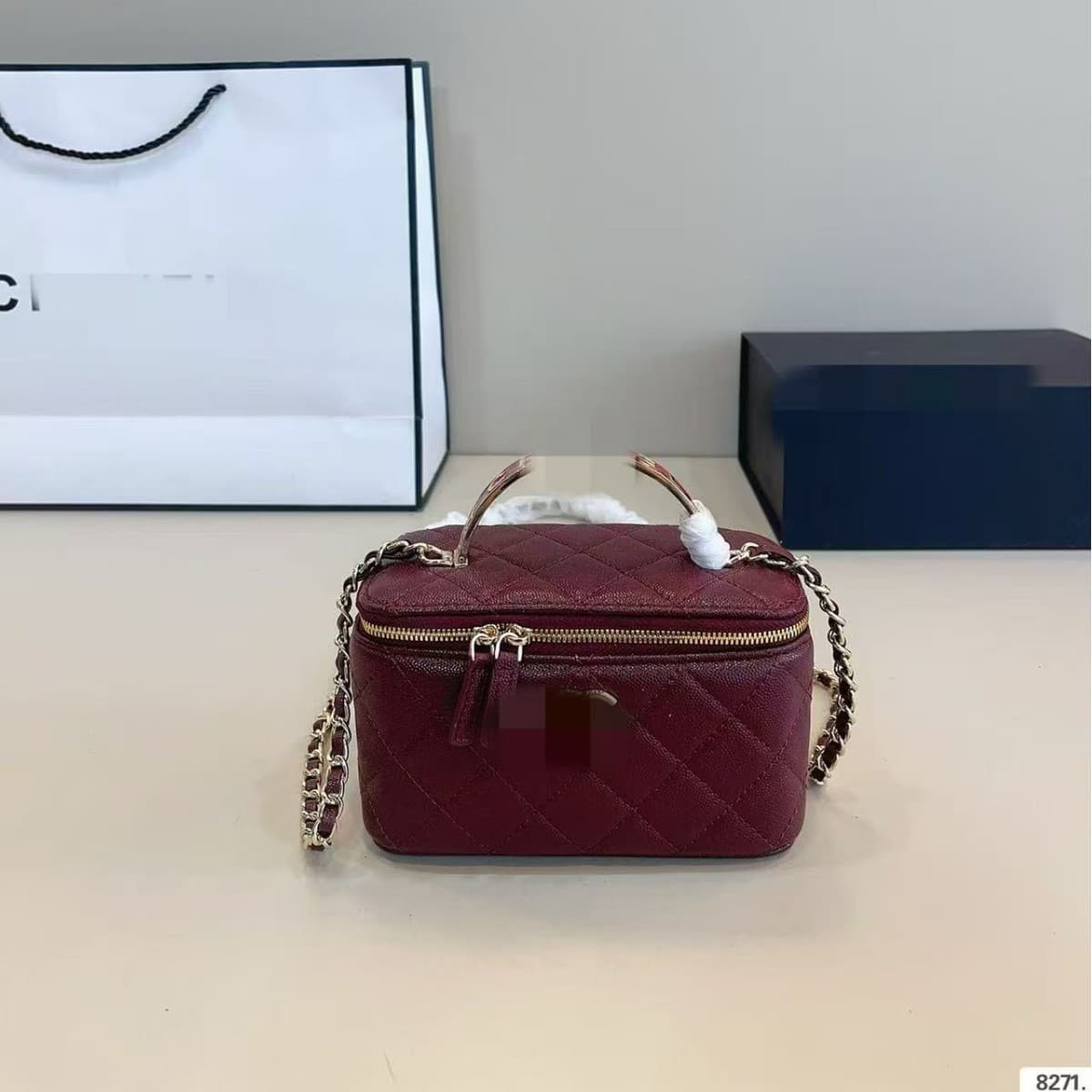 Xiangjia Diamond Quilted Handbag 2025 New Fashion Chain Shoulder Bag Crossbody Bag Handheld Women's Bag Diamond Quilted Style
