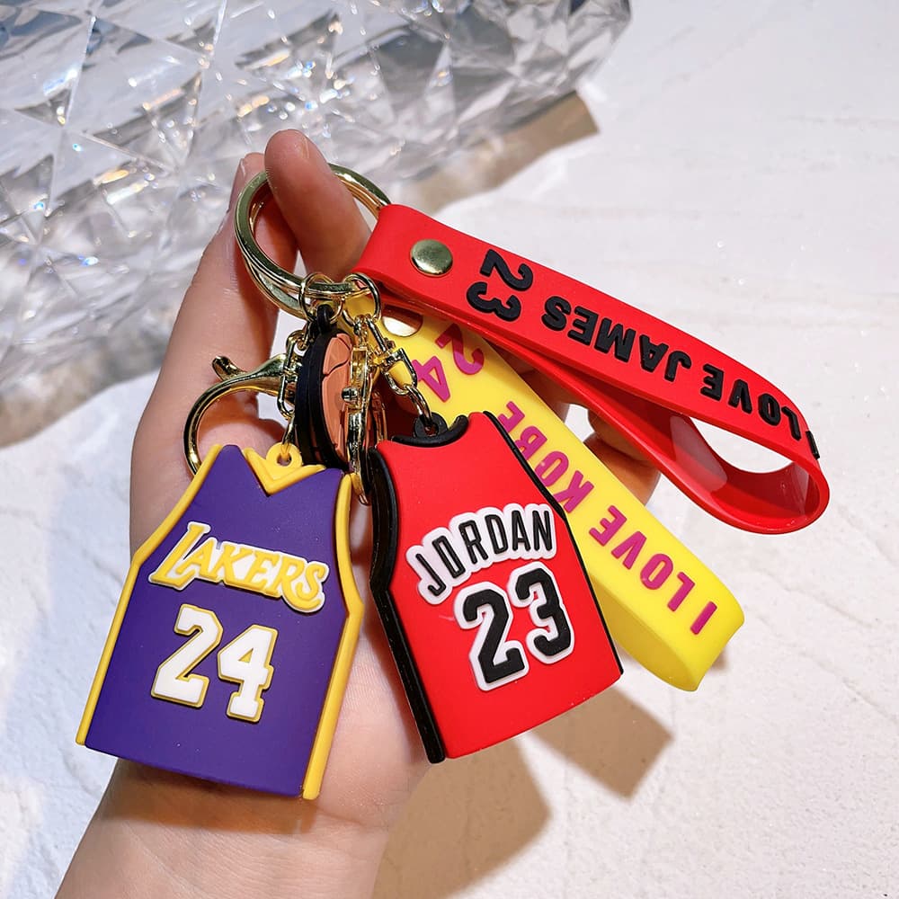 100 types of blue jersey keychains, James Kobe basketball schoolbags, PVC doll pendants, car keychains