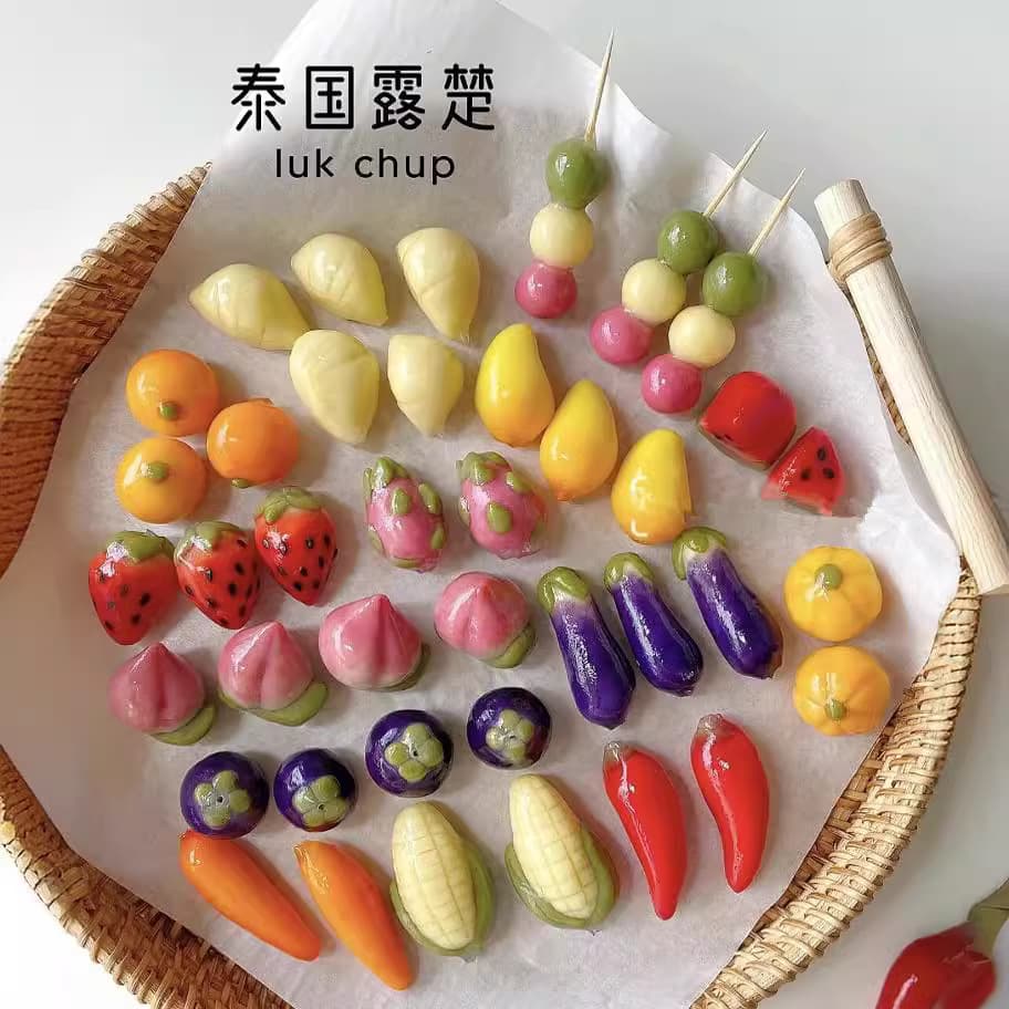 Luchu Mold Mung Bean Cake Dessert Chocolate Mold Fruit Durian Cake Decoration Fondant Silicone Mold