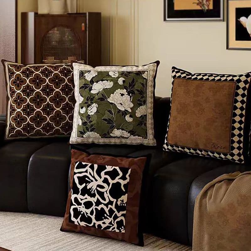 Vintage Light Luxury Green Throw Pillow American Retro Throw Pillow Mid-Century Modern Maillard Sofa Back Cushion Bed Head Soft Backrest Pillow