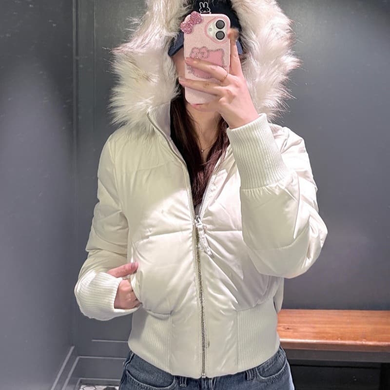 American Style Detachable Faux Fur Hooded Short Puffer Jacket for Women 2025 Autumn Winter New Trendy Slim Fit Zip-Up Cotton Coat