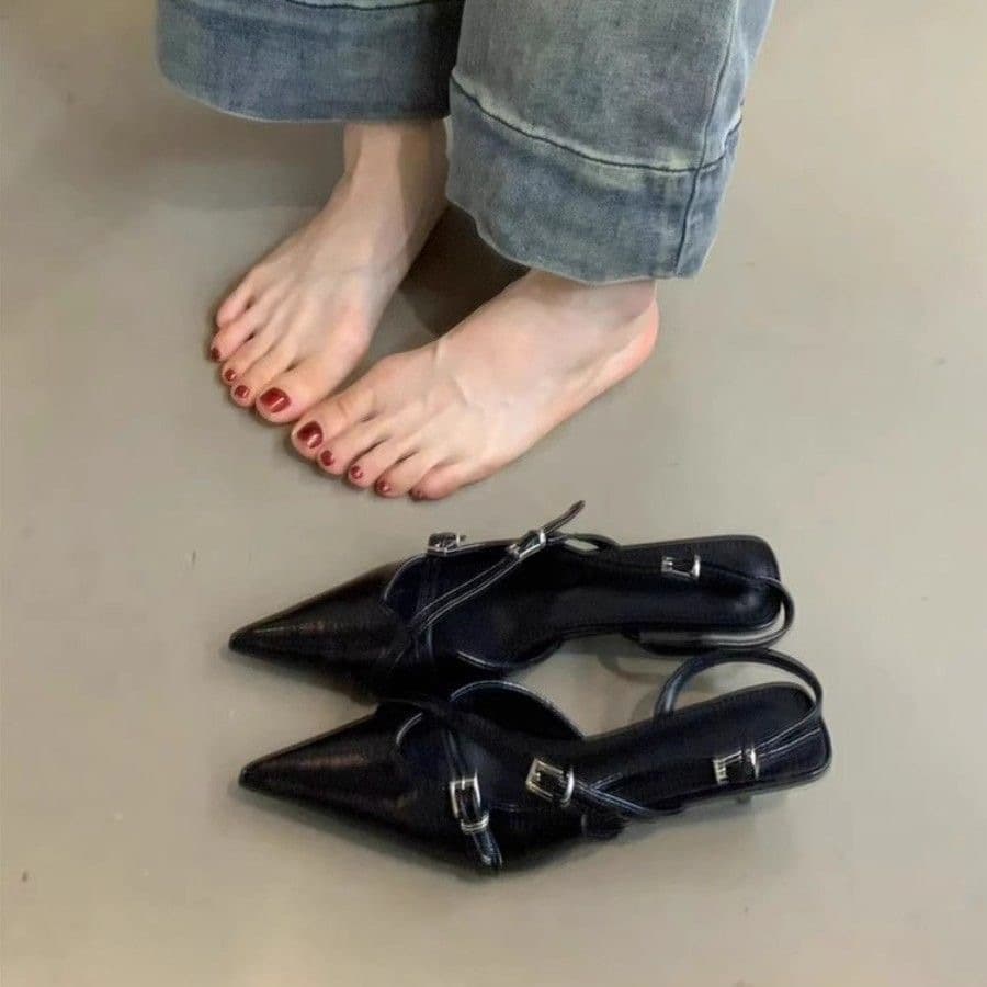 French Style Kitten Heel Pointed Toe Shoes New Closed-Toe Sandals 2025 Slimming Women