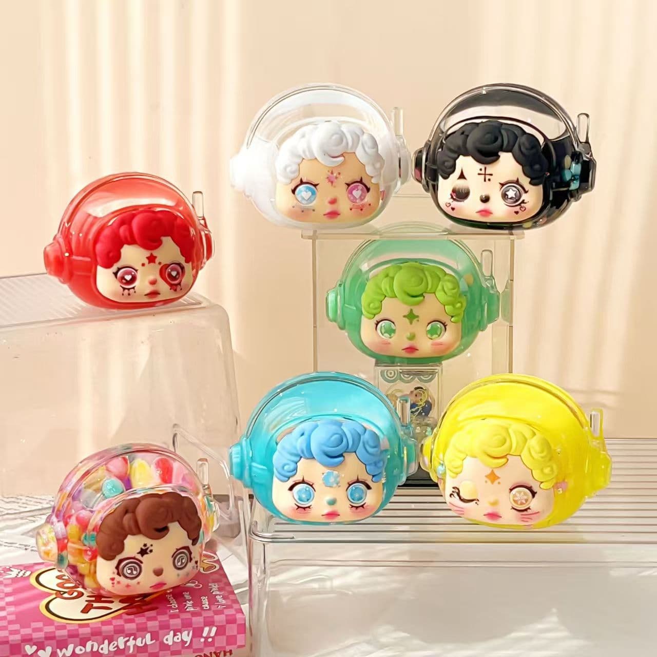 Astronaut avatar DIY acrylic oil bottle blind bag desktop ornament size bead milk bean crystal waterfall style