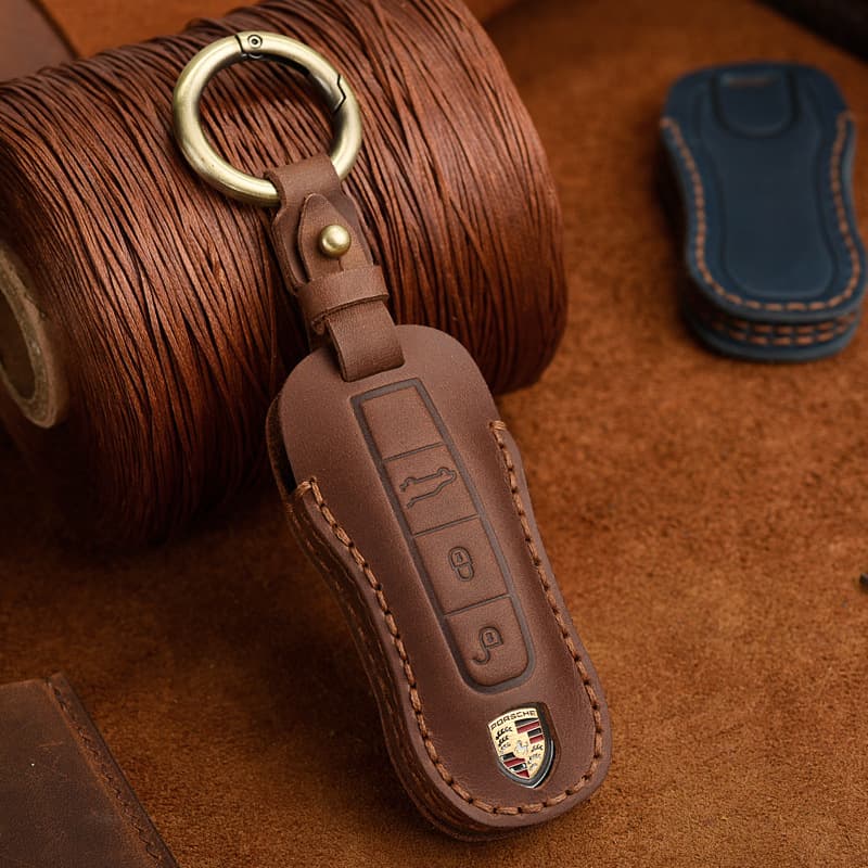 Suitable for Porsche Key Case New Cayenne Panamera Macan 718 Panamera Leather Retro Buckle