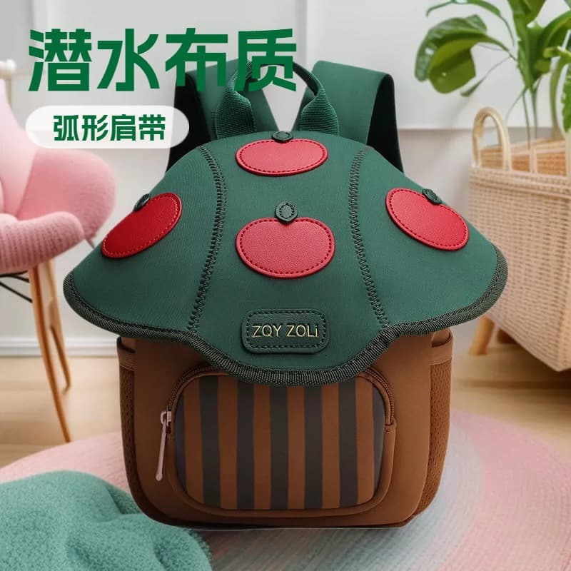 Baby backpack for going out, cute mushroom style children's backpack, trendy kindergarten boy and girl same style small school bag