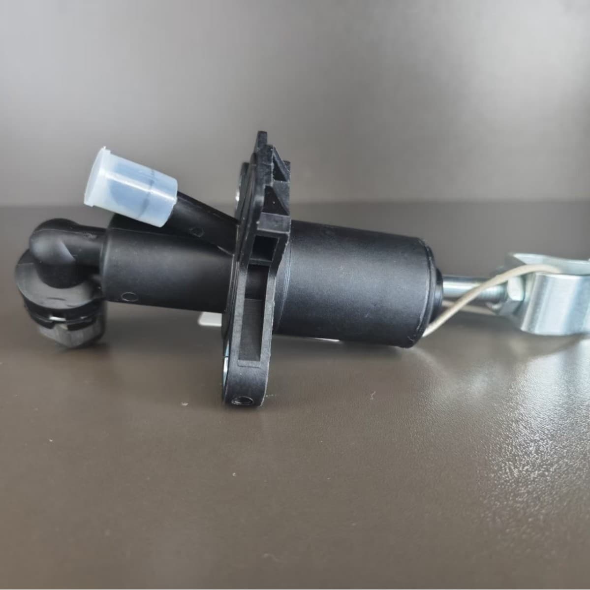 B22-1608010 Clutch Master Cylinder for Chery Tiggo