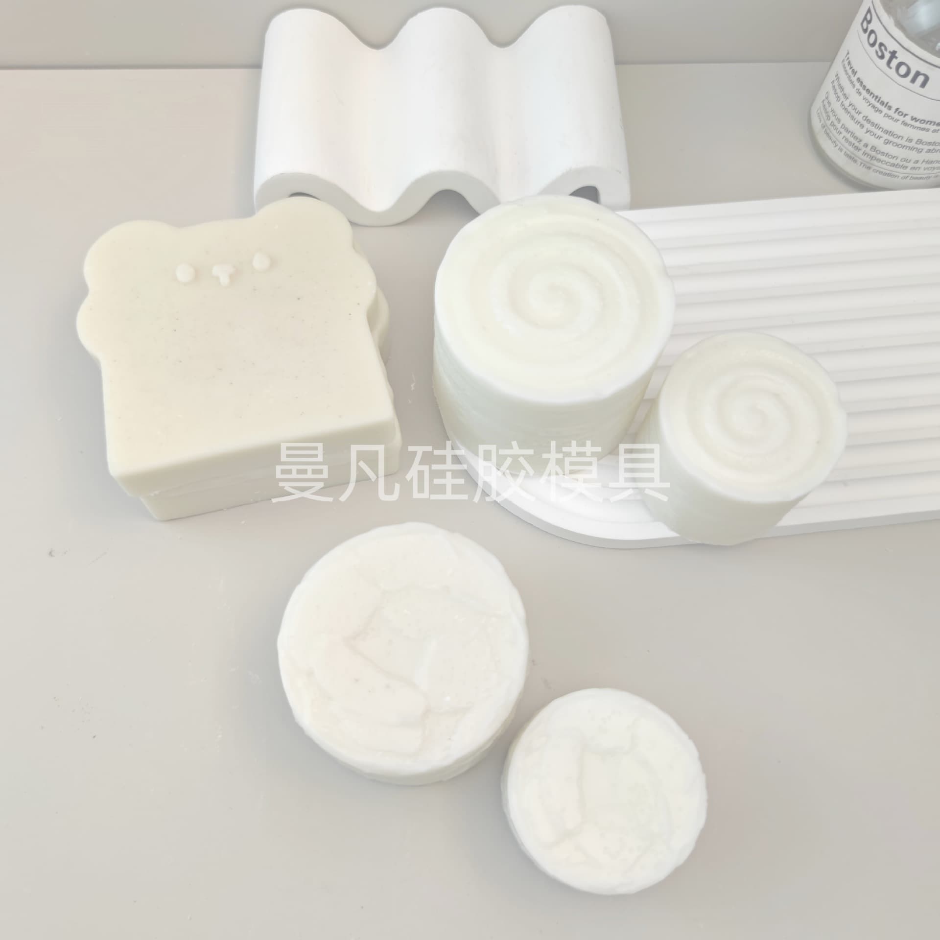 Roll Cake Frosting Cake Bear Round Eye Toast Silicone Mold DIY Pinch Glue Plaster Candle Mold