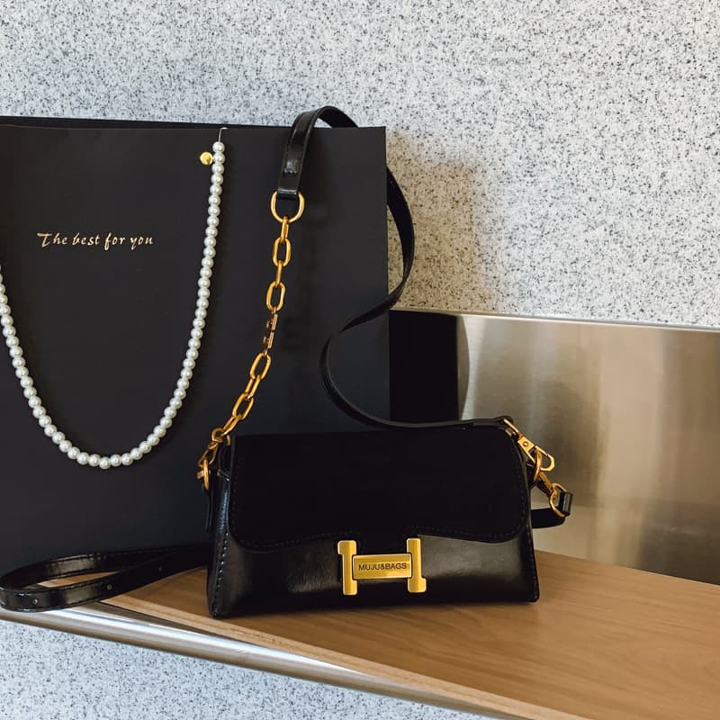 Crossbody Bag for Women 2026 High-End Matte Finish Chain Shoulder Bag Luxury Single Shoulder Crossbody Small Square Bag Trendy Handbag Versatile